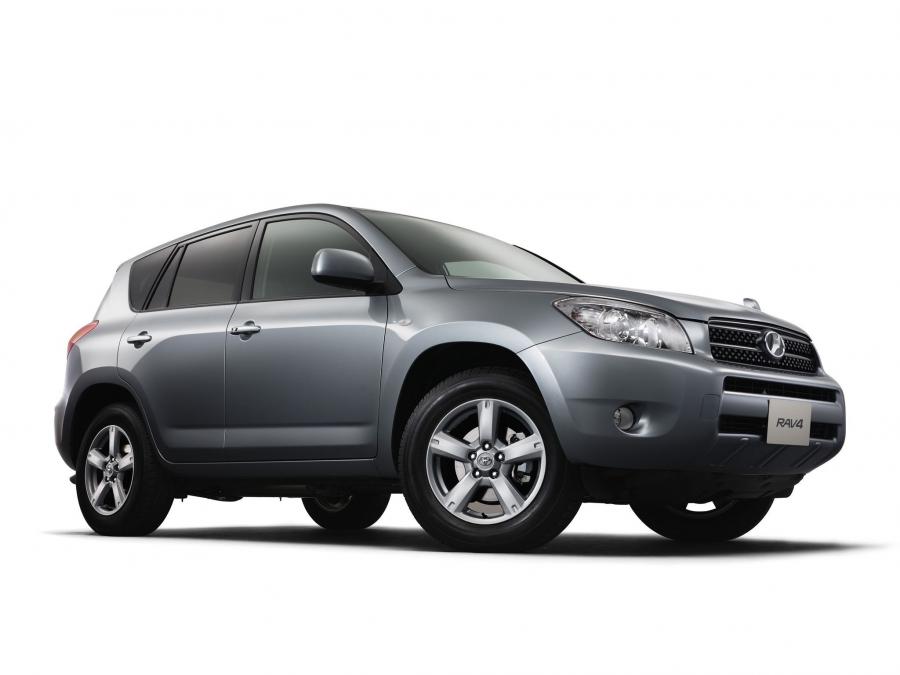  Toyota RAV4 2005 года  (JP) (фото 7 из 8)